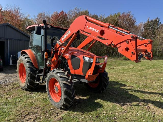 2018 Kubota M5-111D Tractor Tractor