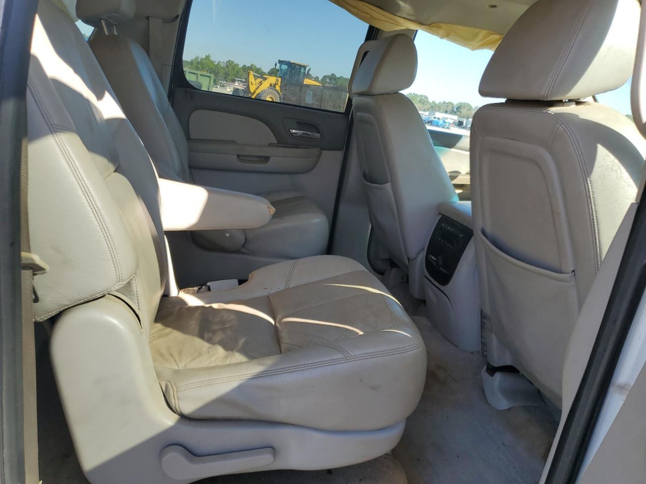 2008 Chevrolet Suburban C1500 Ls VIN: 1GNFC16048R119084 Lot: 86702145