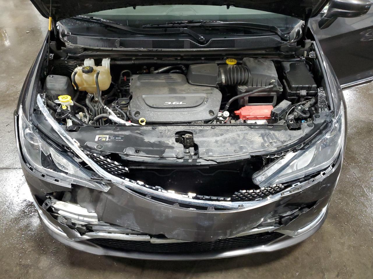 2018 Chrysler Pacifica Touring L Plus VIN: 2C4RC1EG2JR121887 Lot: 90336805