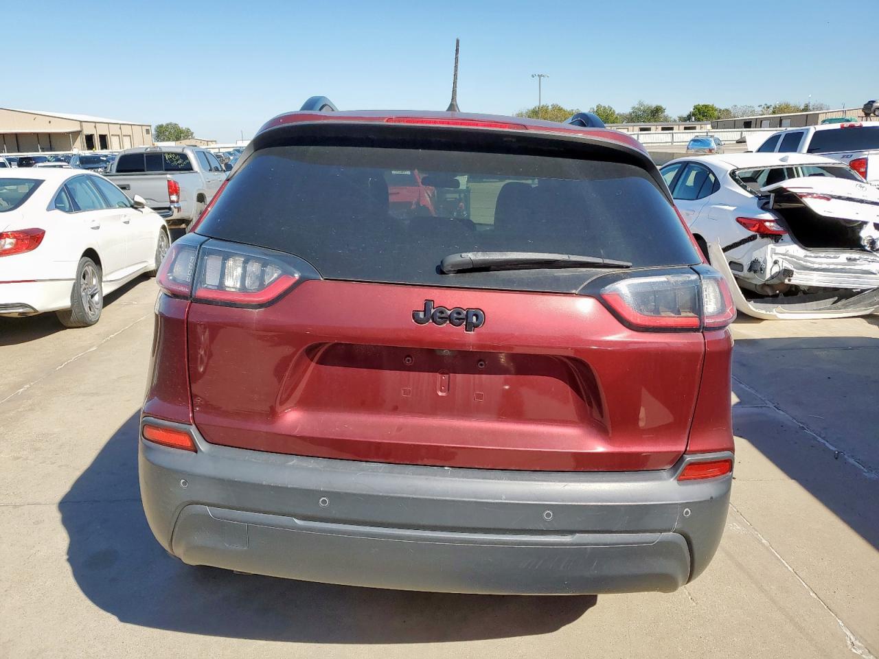 2020 Jeep Cherokee Latitude Plus VIN: 1C4PJLLB9LD648508 Lot: 82143335