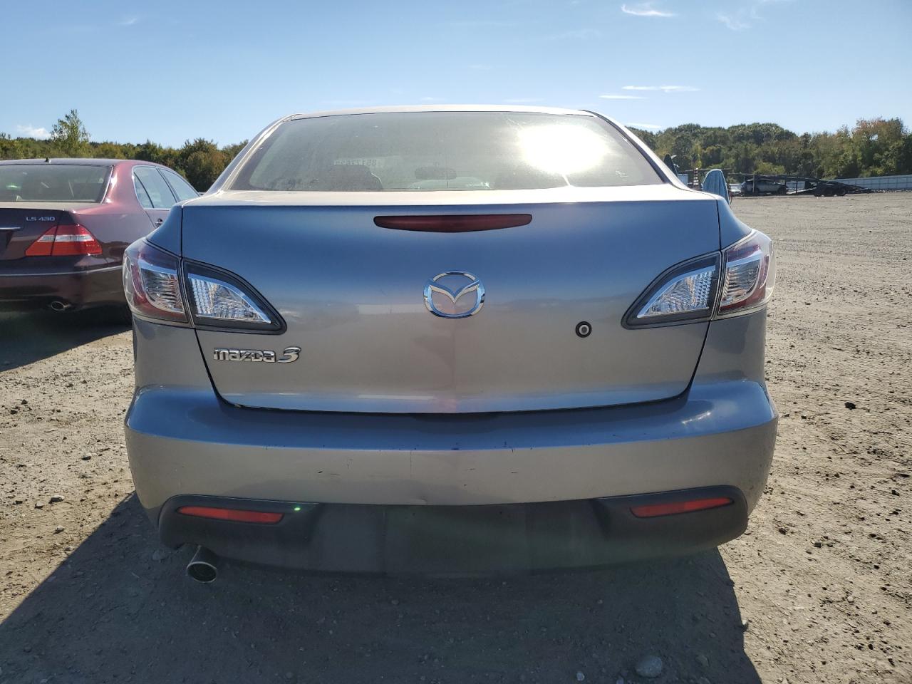 2011 Mazda 3 I VIN: JM1BL1UG6B1496738 Lot: 85177635