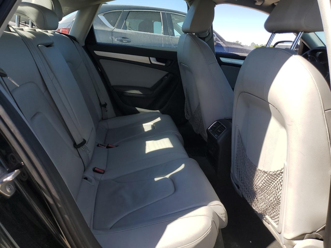 2015 Audi A4 Premium VIN: WAUAFBFLXFN015615 Lot: 91100855