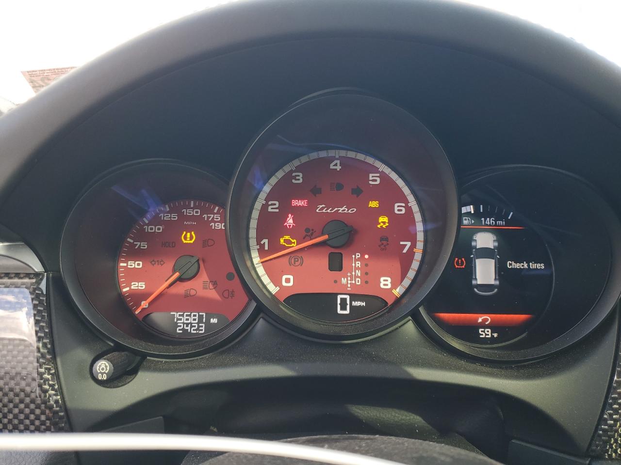 2018 Porsche Macan Turbo VIN: WP1AF2A53JLB70411 Lot: 89712435