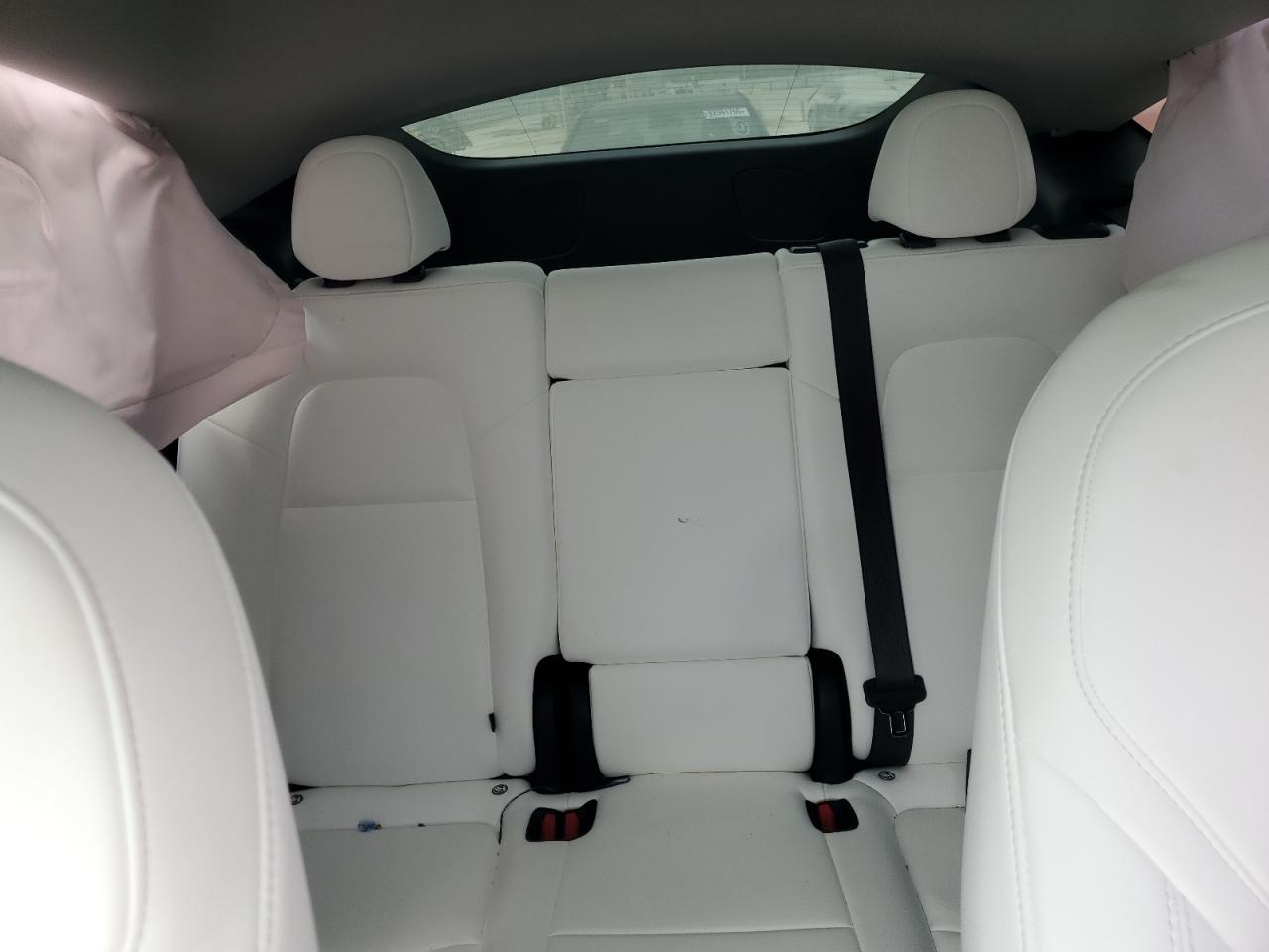 2025 Tesla Model Y VIN: 7SAYGDEE1SA352115 Lot: 89559375