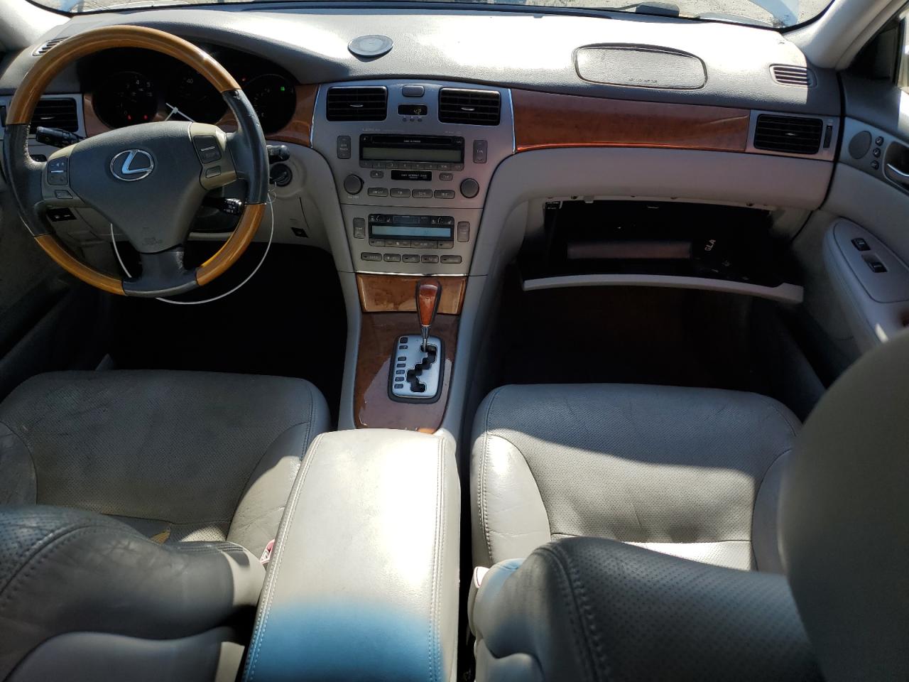 2005 Lexus Es 330 VIN: JTHBA30G555115545 Lot: 84981855