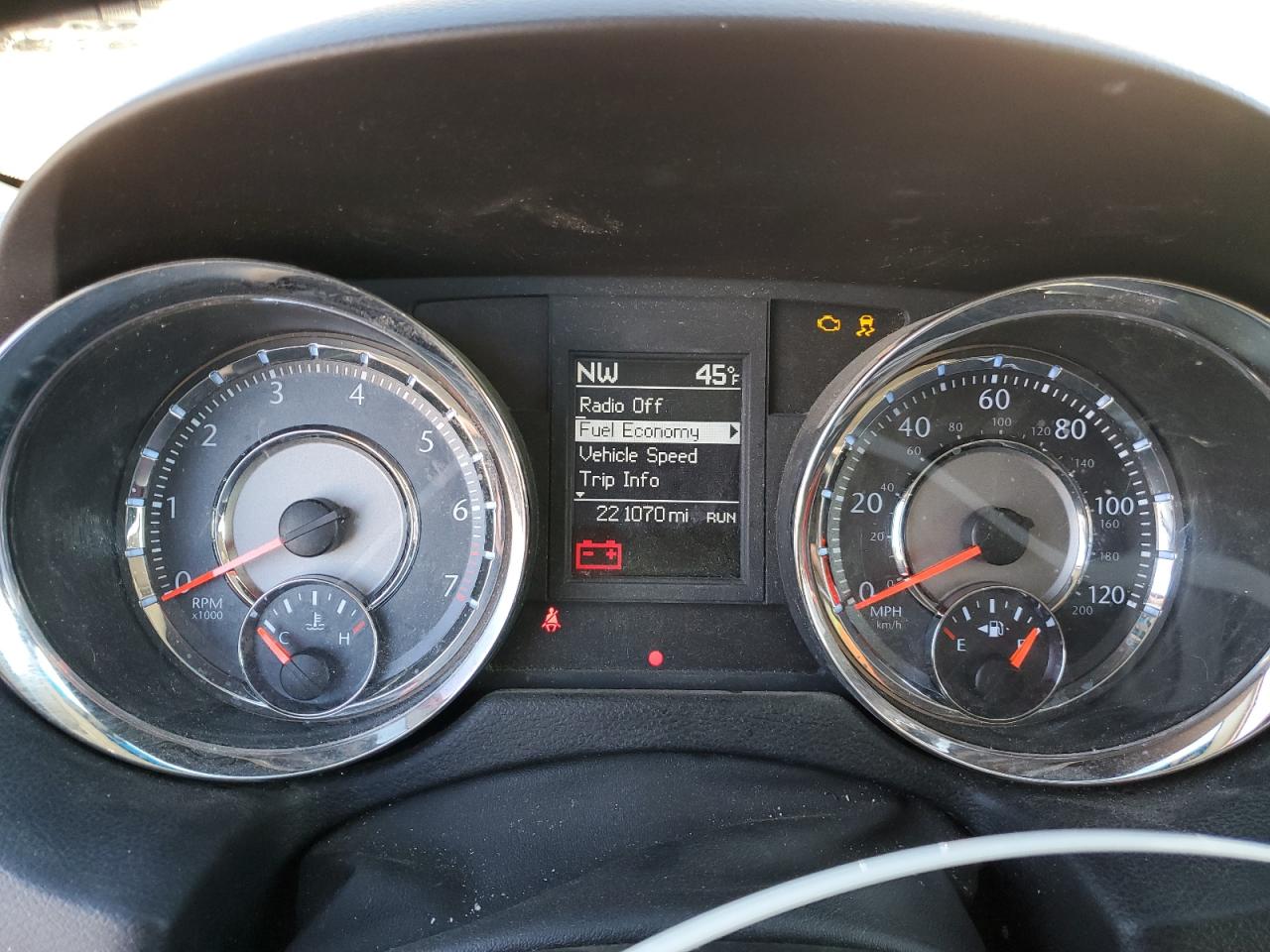 2011 Chrysler Town & Country Touring VIN: 2A4RR5DGXBR677271 Lot: 90100155