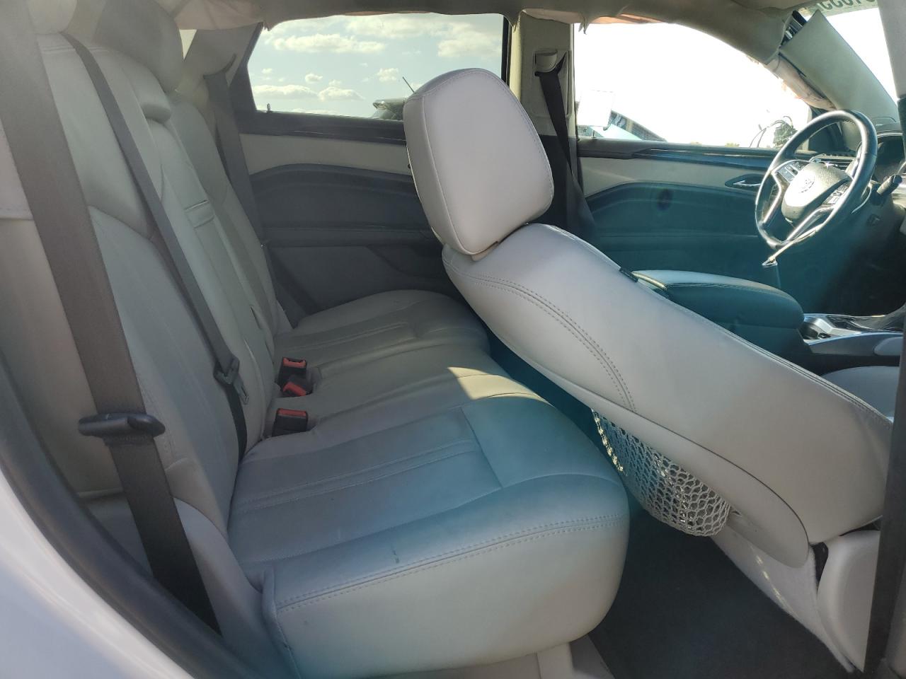 2014 Cadillac Srx Luxury Collection VIN: 3GYFNBE35ES615664 Lot: 82351835