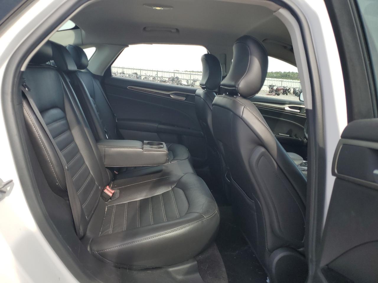 2015 Ford Fusion Se VIN: 3FA6P0HD5FR196500 Lot: 82416955