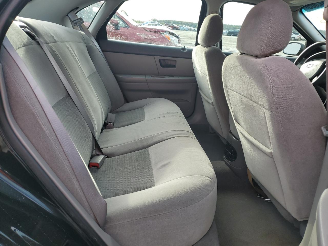 2006 Ford Taurus Se VIN: 1FAFP53U46A212412 Lot: 84812005