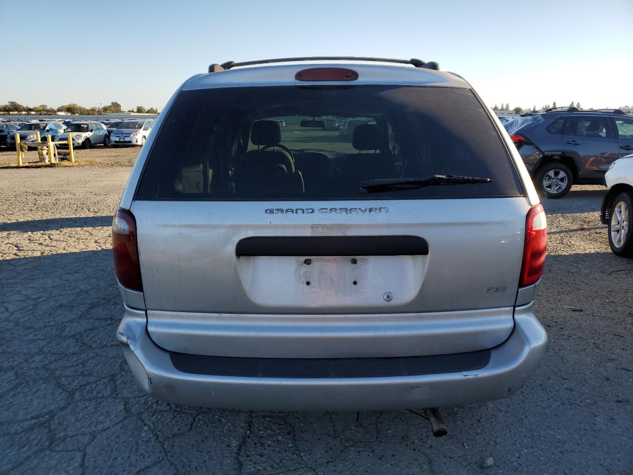 2001 Dodge Grand Caravan Se VIN: 1B8GP243X1B228437 Lot: 86856515