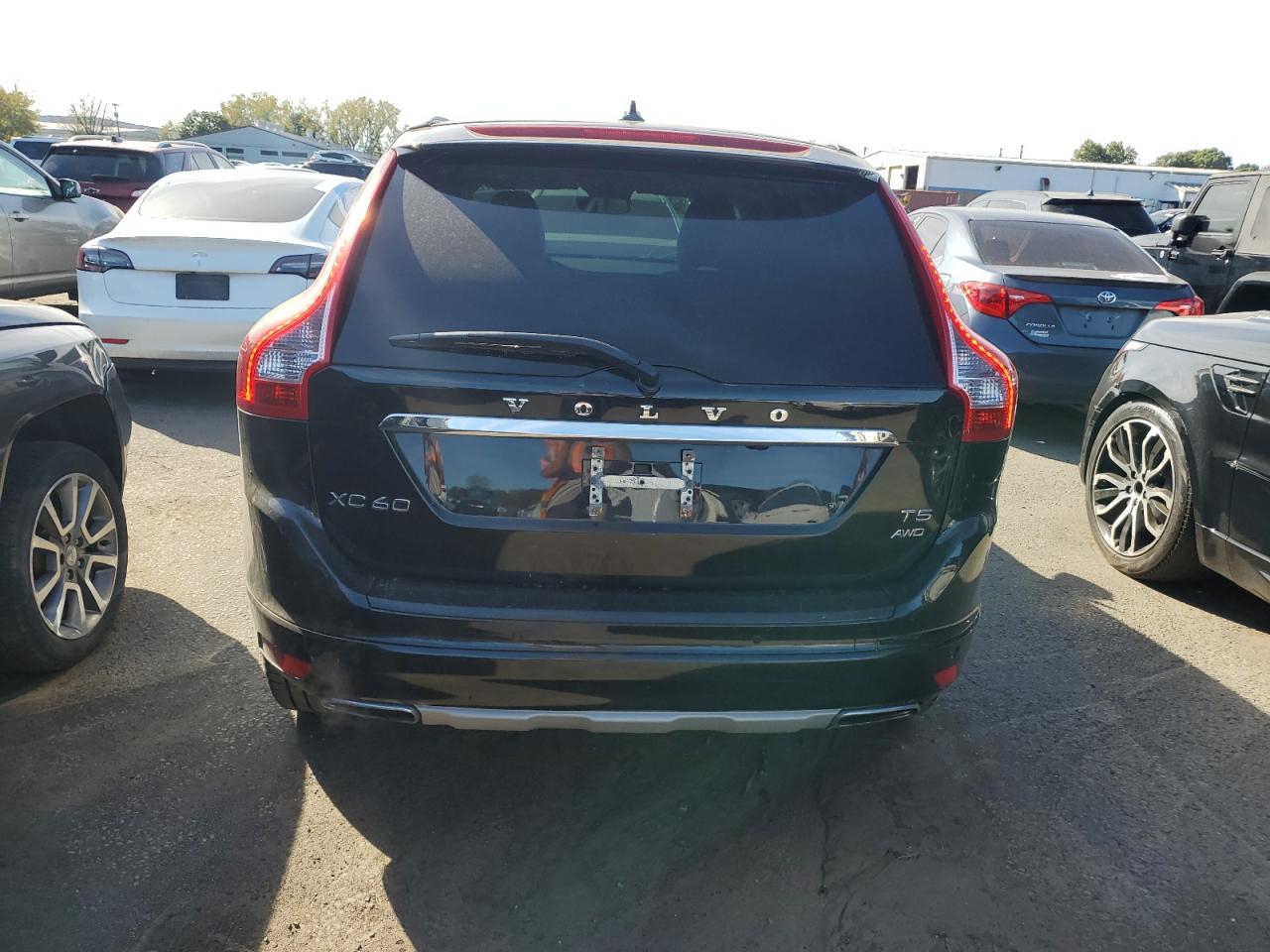 YV440MRU7H2092025 VOLVO XC60 2017 BLACK Photo 6
