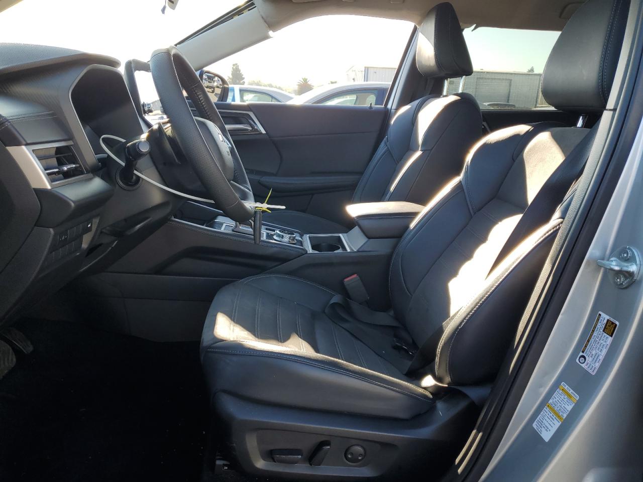 2024 Mitsubishi Outlander Se VIN: JA4J3VA80RZ020183 Lot: 82782175