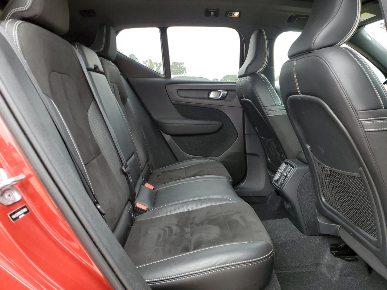 2019 Volvo Xc40 T4 R-Design VIN: YV4AC2HM9K2074892 Lot: 86101805