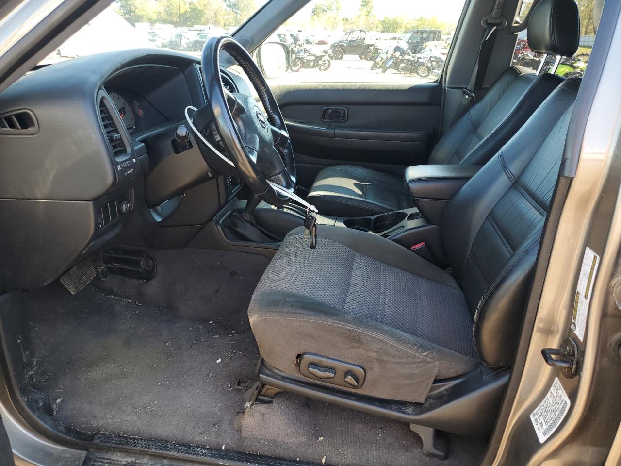 2004 Nissan Pathfinder Le VIN: JN8DR09Y44W905980 Lot: 82321695