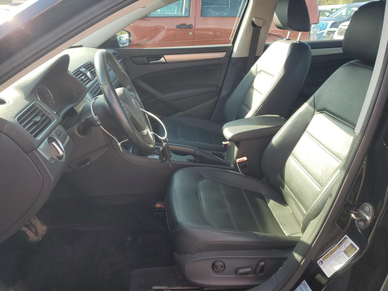 2014 Volkswagen Passat S VIN: 1VWAT7A33EC103185 Lot: 86240805