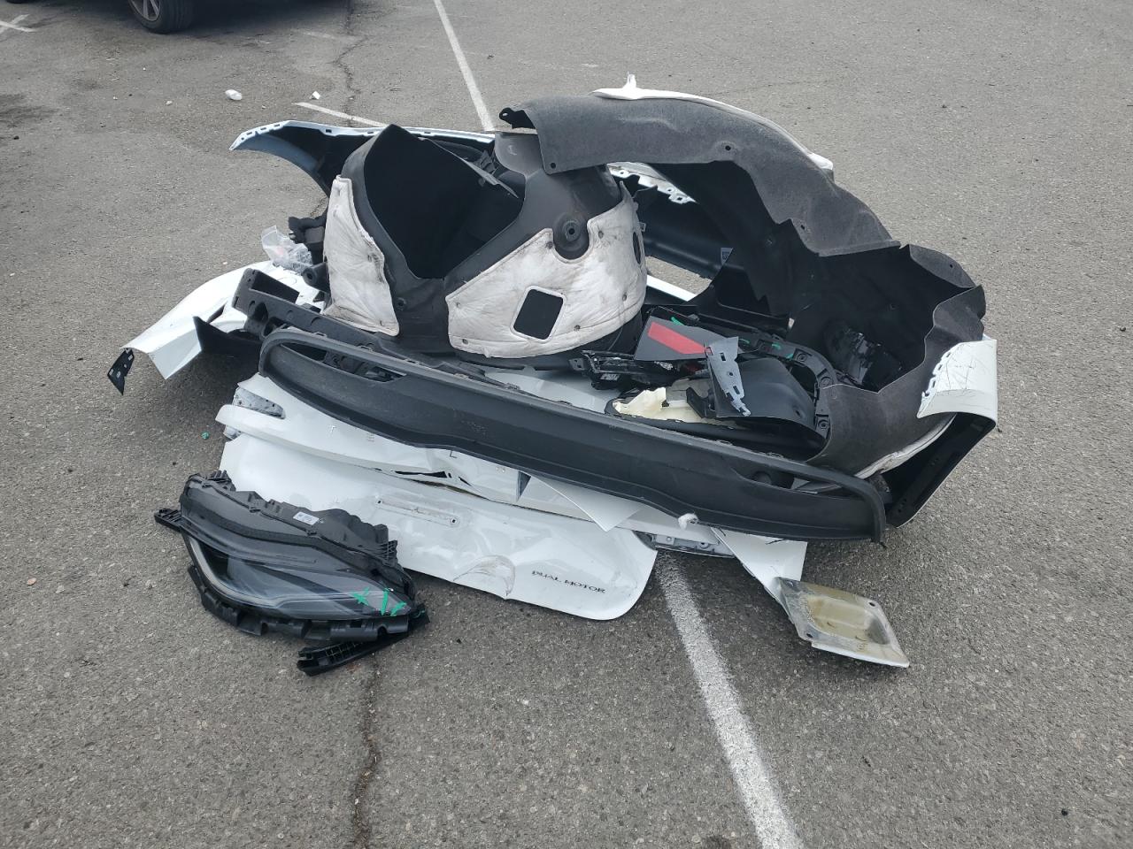 2024 Tesla Model 3 VIN: 5YJ3E1EB5RF734095 Lot: 85373245