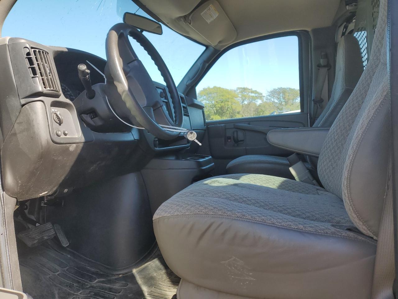 2006 Chevrolet Express G2500 VIN: 1GCGG25U161175622 Lot: 82220215