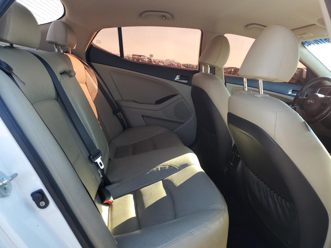 2015 Kia Optima Hybrid VIN: KNAGN4AD1F5081415 Lot: 86170145