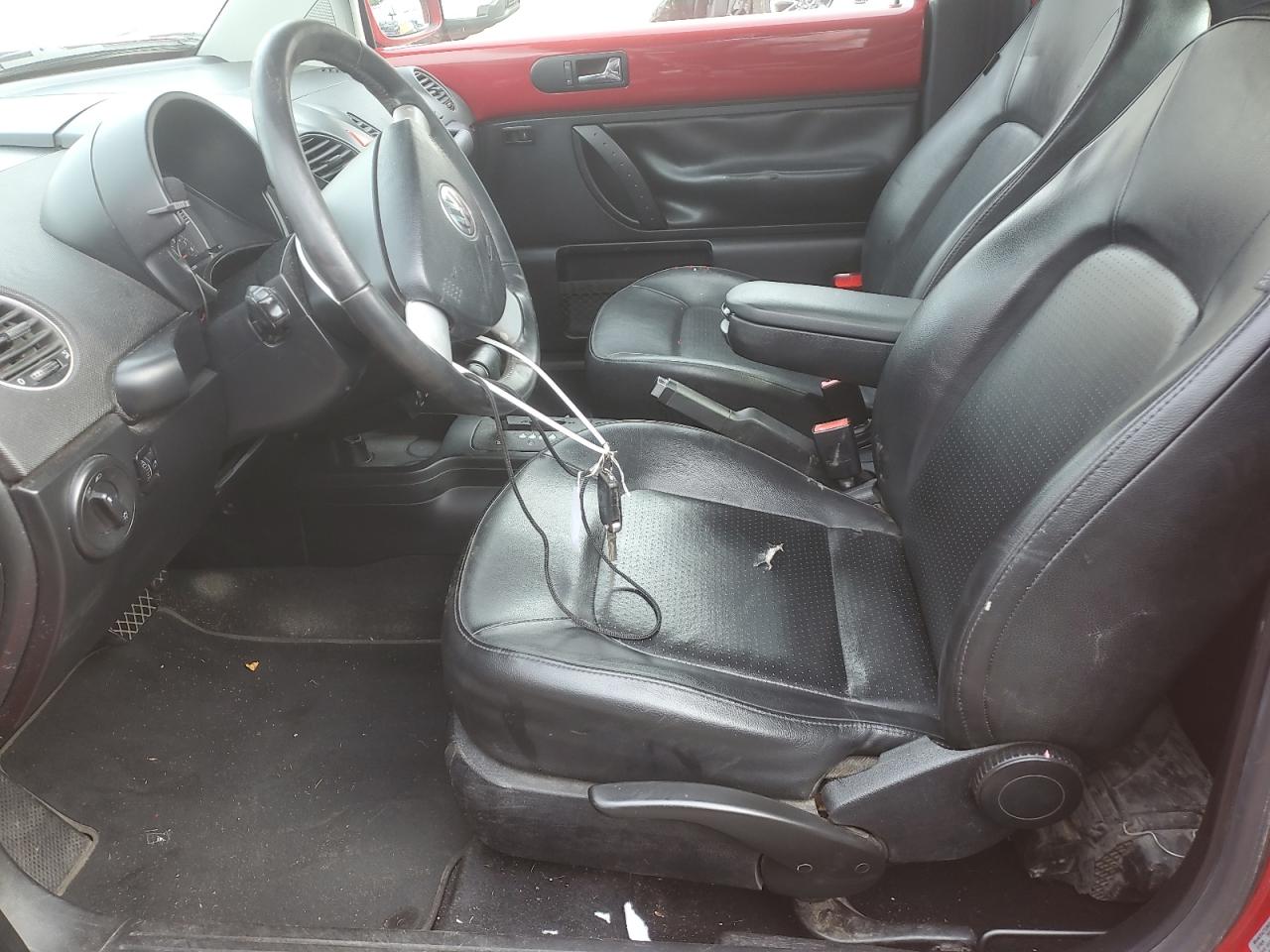 2010 Volkswagen New Beetle VIN: 3VWRW3AG8AM030653 Lot: 82276535