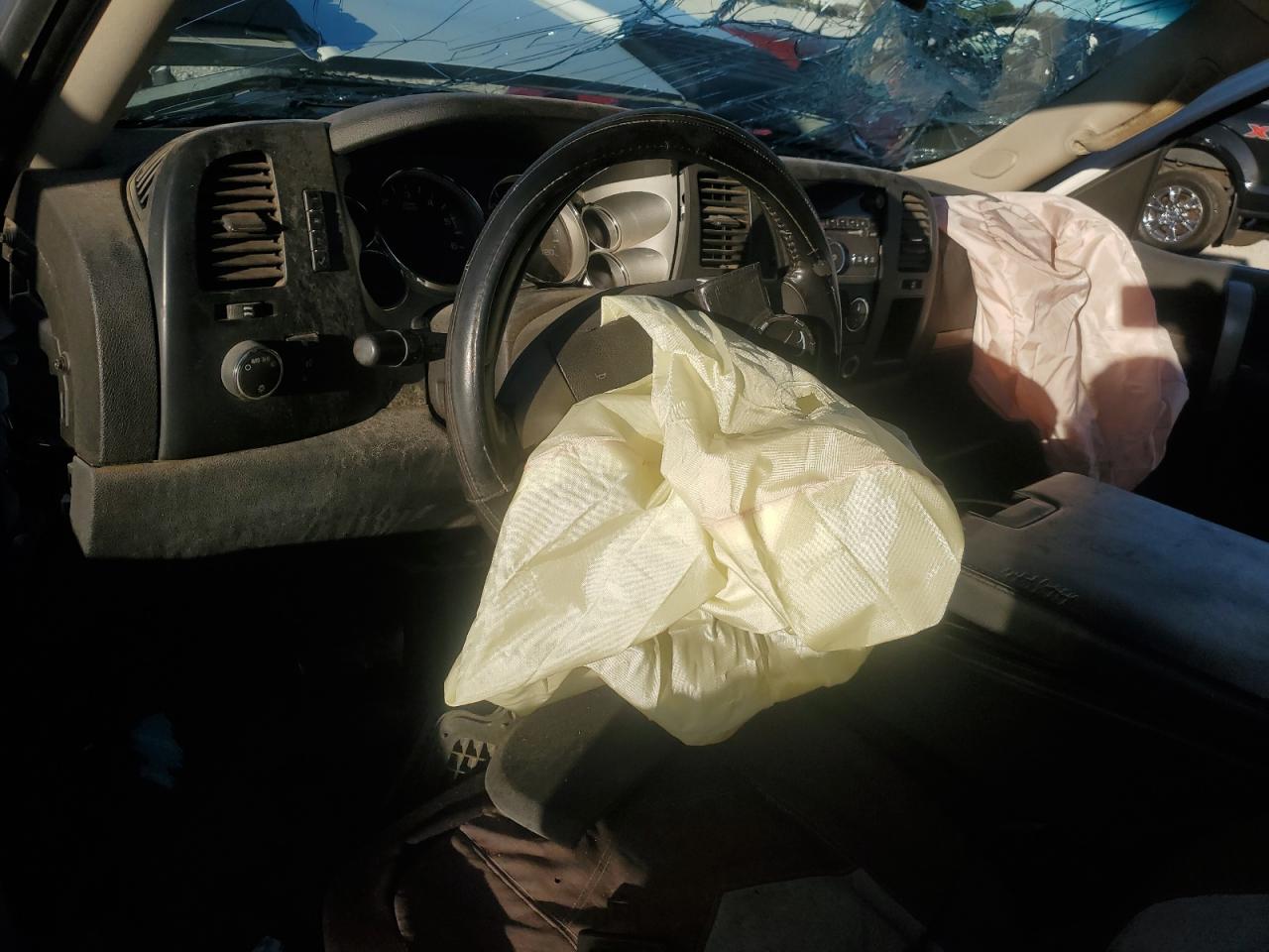 2007 Chevrolet Silverado K2500 Heavy Duty VIN: 1GCHK23K97F507492 Lot: 82319905