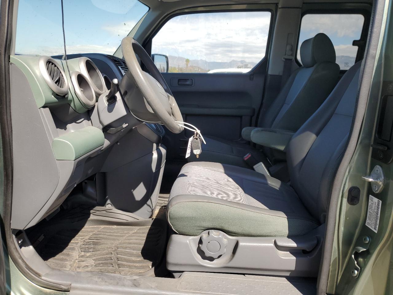 2005 Honda Element Ex VIN: 5J6YH186X5L005796 Lot: 85368635