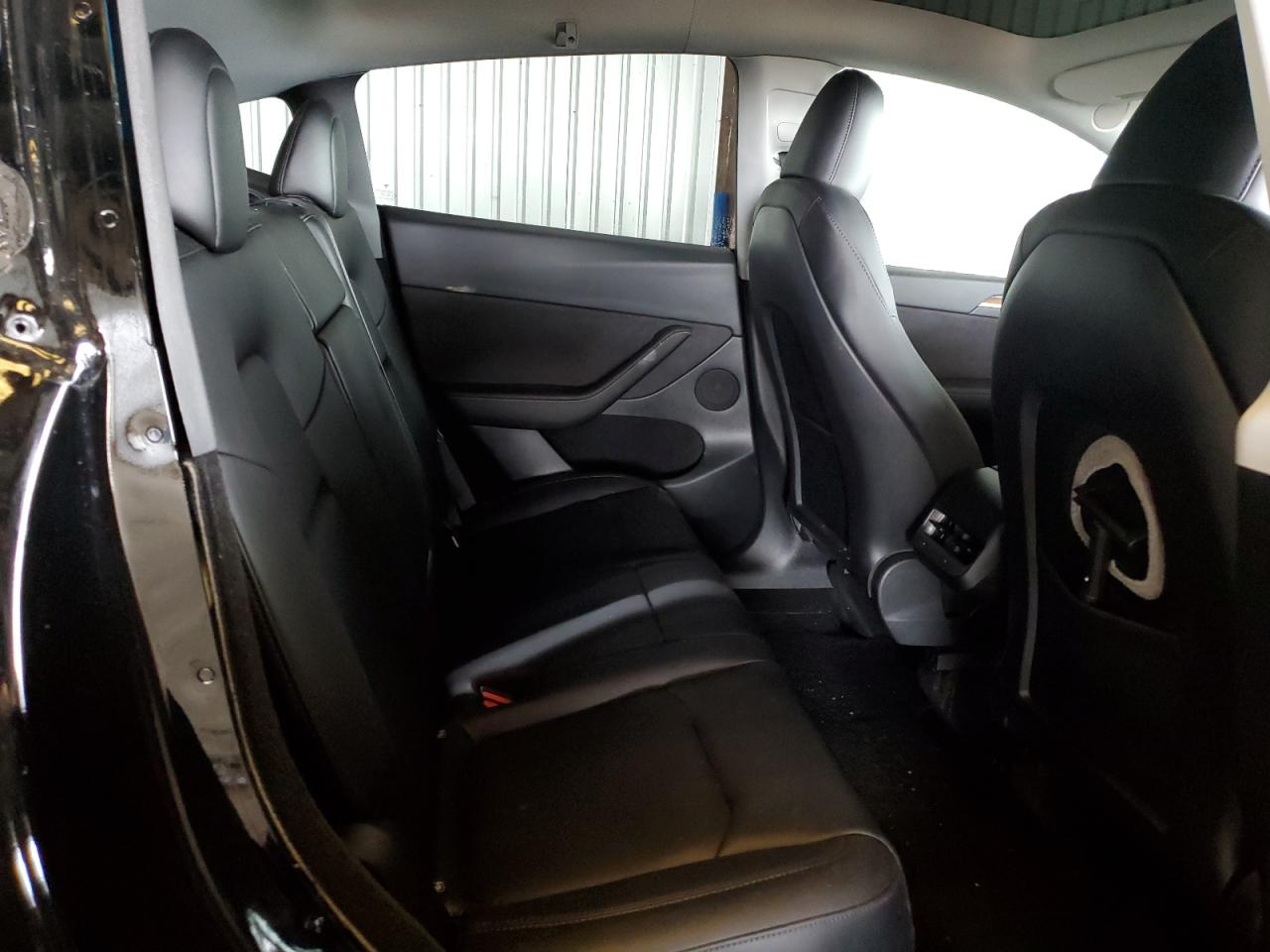 2023 Tesla Model Y VIN: 7SAYGDEE9PF753390 Lot: 84627415