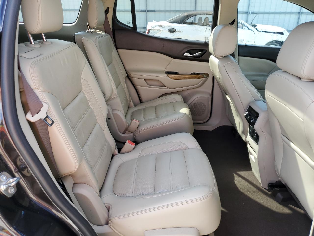 2017 GMC Acadia Denali VIN: 1GKKNXLS7HZ198197 Lot: 81999725