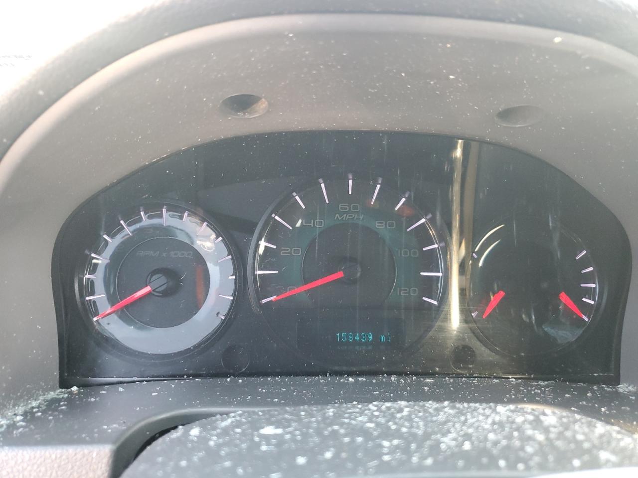 2011 Ford Fusion Se VIN: 3FAHP0HA0BR263657 Lot: 90705185