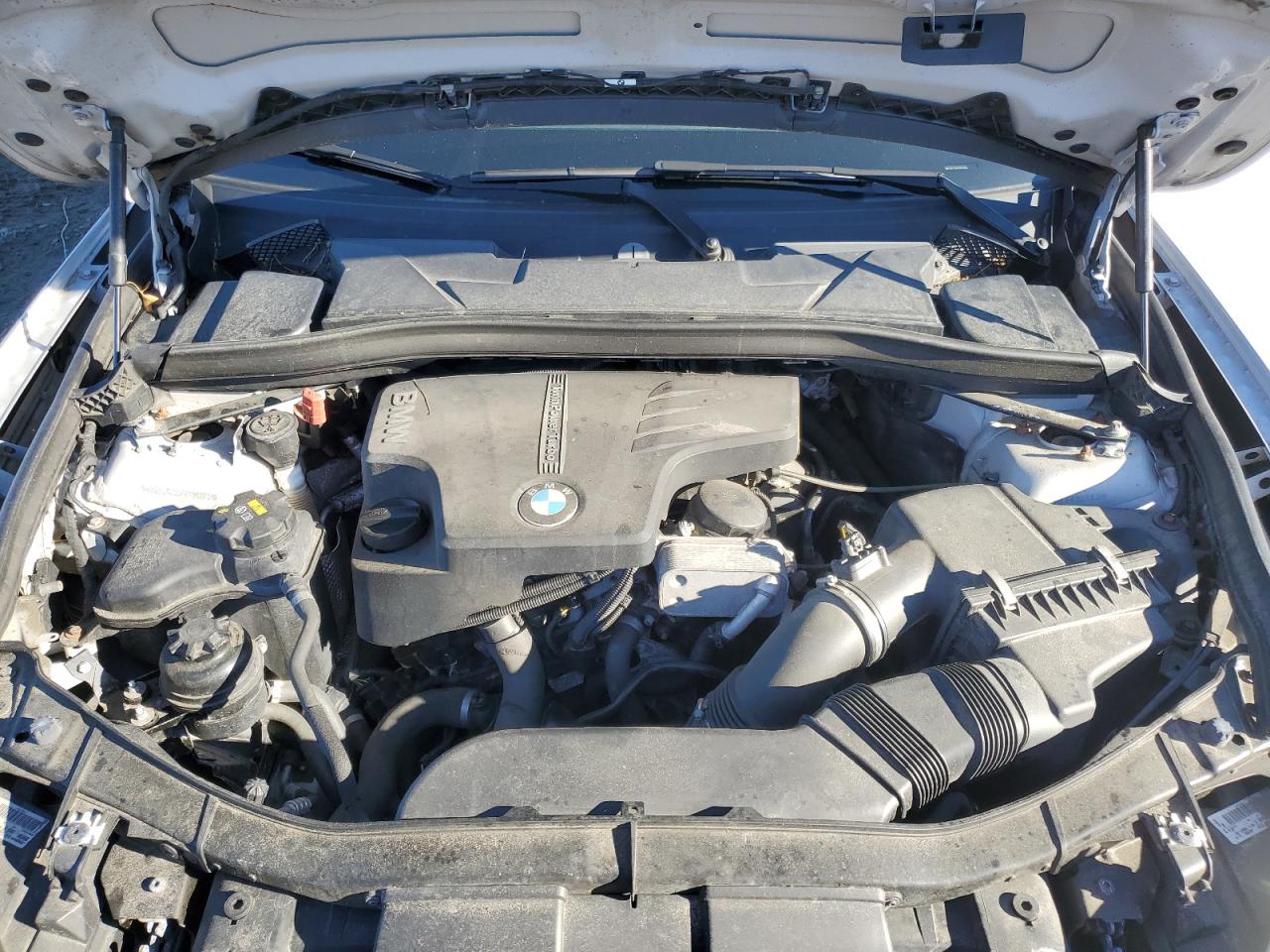 2015 BMW X1 xDrive28I VIN: WBAVL1C55FVY38270 Lot: 85477965