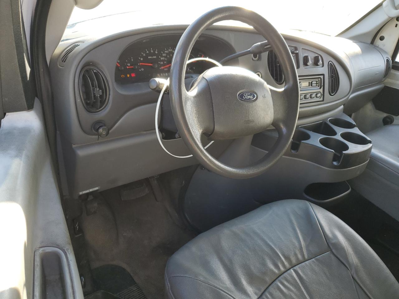 2006 Ford Econoline E150 Van VIN: 1FTRE14W86HA27647 Lot: 90568745