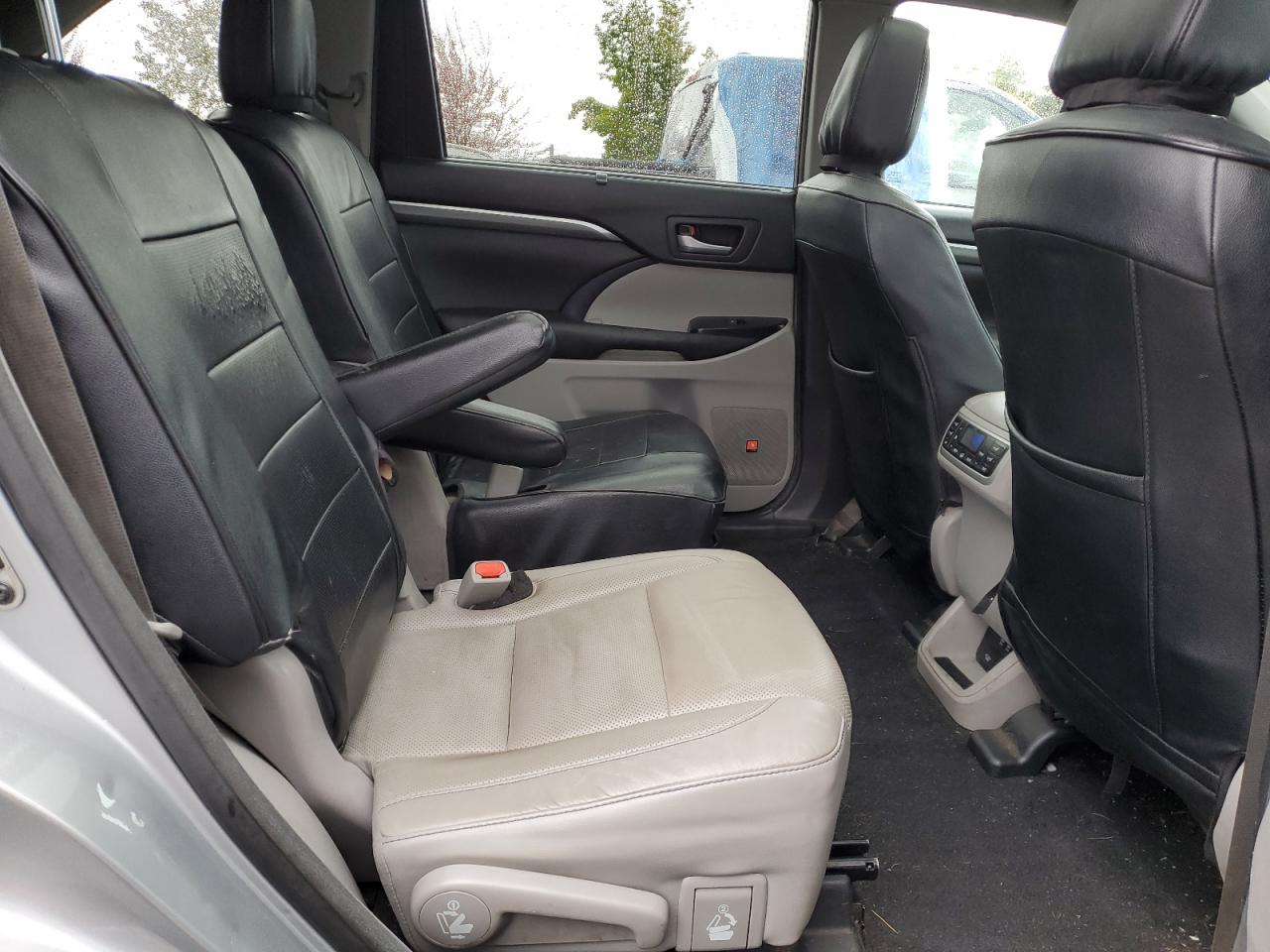 2017 Toyota Highlander Limited VIN: 5TDDZRFH8HS370520 Lot: 84004285