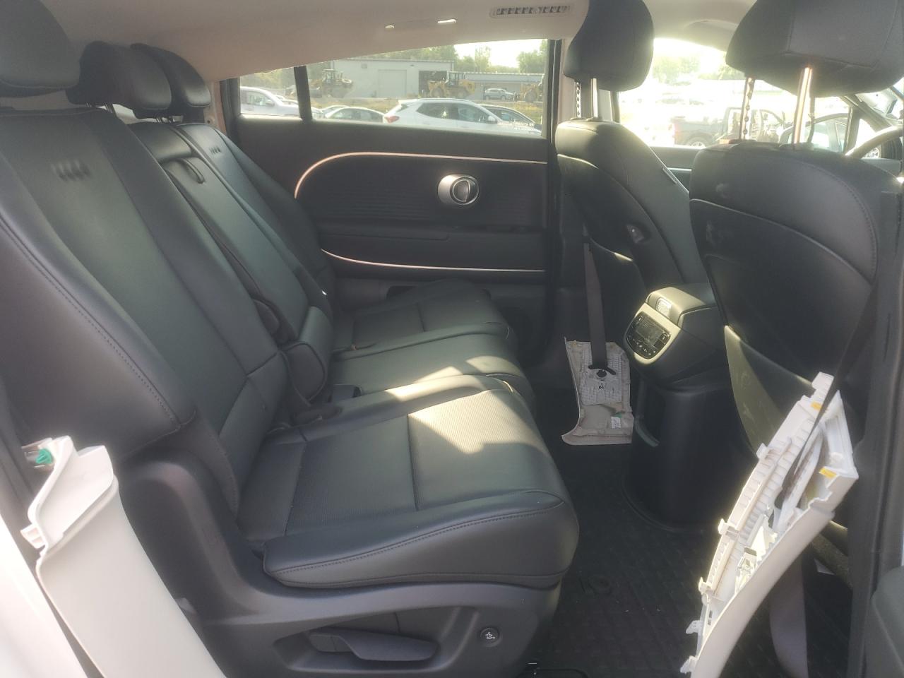 2026 Hyundai Ioniq 9 Sel VIN: 7YAMUFS38TY001766 Lot: 82160575