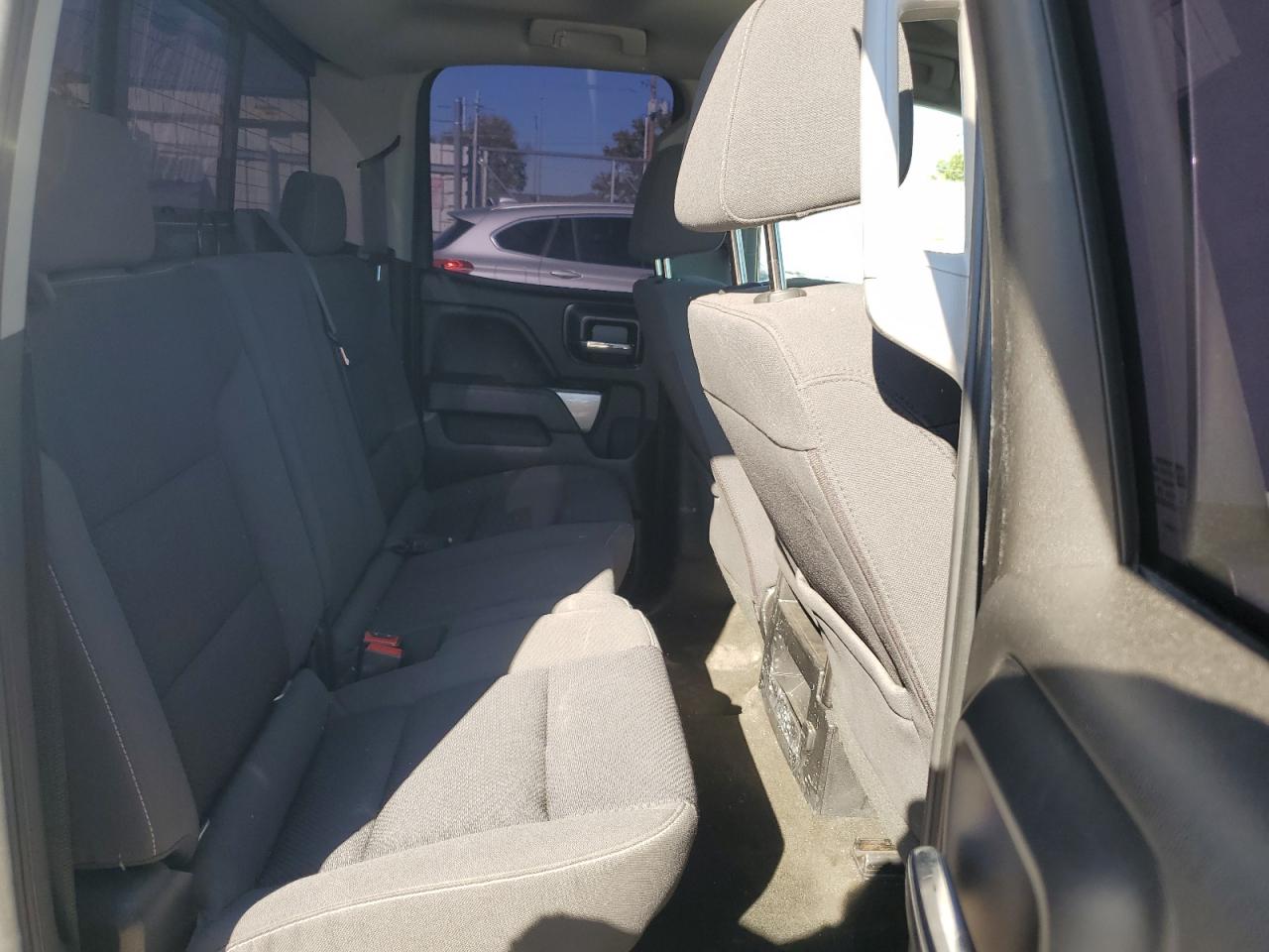2018 Chevrolet Silverado K1500 Lt VIN: 1GCVKREC1JZ205878 Lot: 85894675