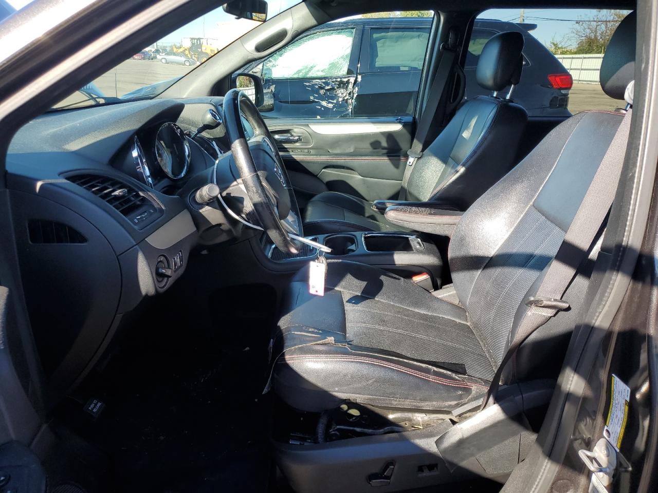 2016 Dodge Grand Caravan R/T VIN: 2C4RDGEG8GR375466 Lot: 87292945