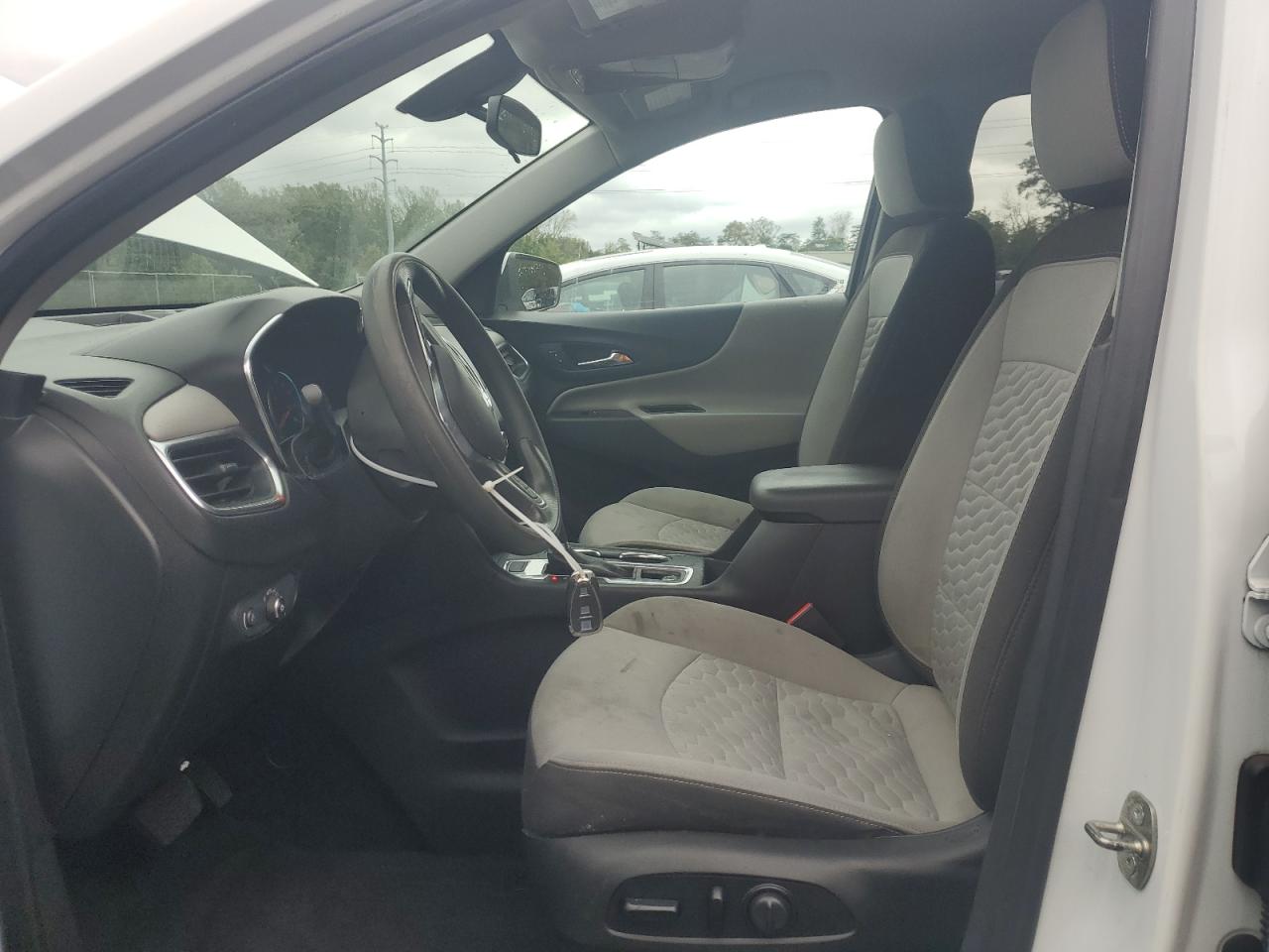 2019 Chevrolet Equinox Lt VIN: 3GNAXUEV1KS593995 Lot: 84967235