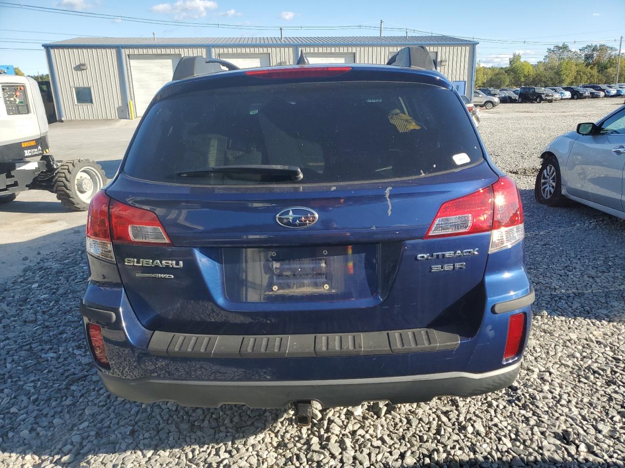 2011 Subaru Outback 3.6R Limited VIN: 4S4BRDJC3B2320060 Lot: 84954605