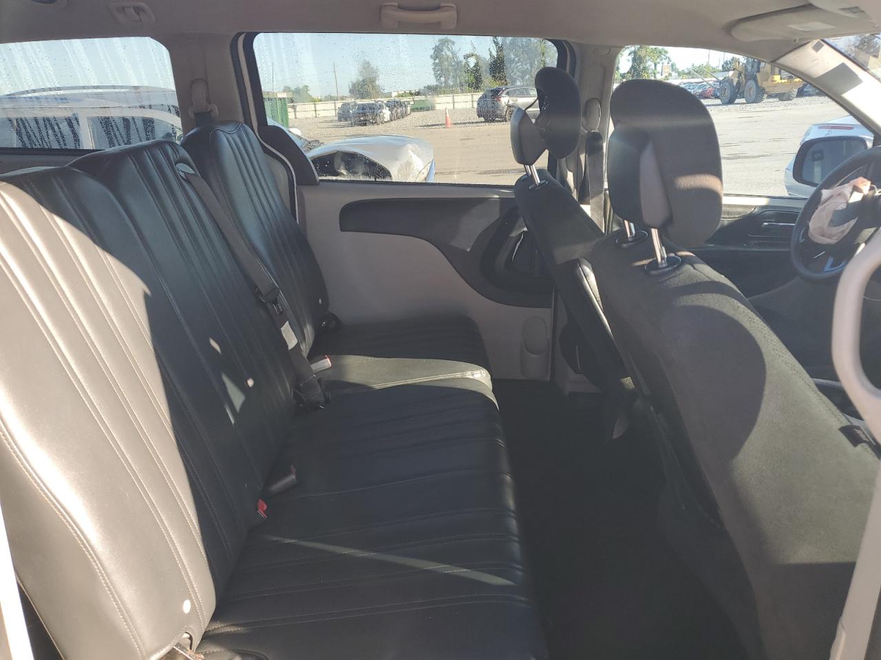 2016 Dodge Grand Caravan Sxt VIN: 2C4RDGCG7GR384825 Lot: 86884575