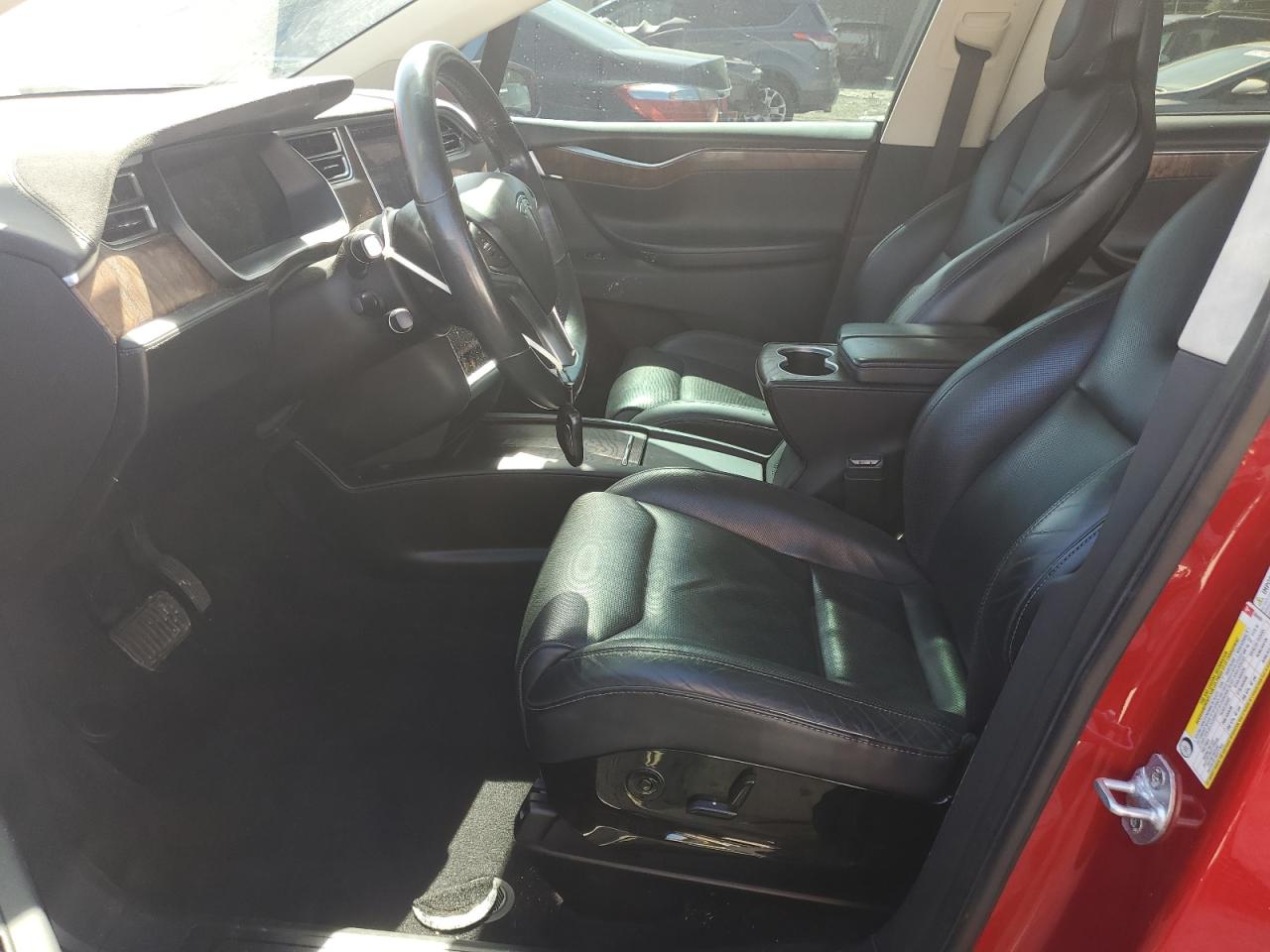 2016 Tesla Model X VIN: 5YJXCAE25GF004207 Lot: 84266585