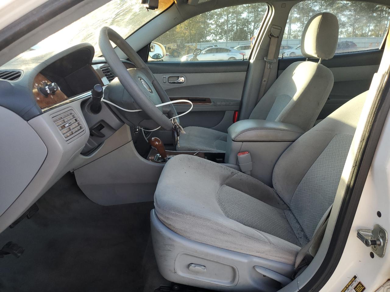 2005 Buick Lacrosse Cx VIN: 2G4WC532351308864 Lot: 82693155