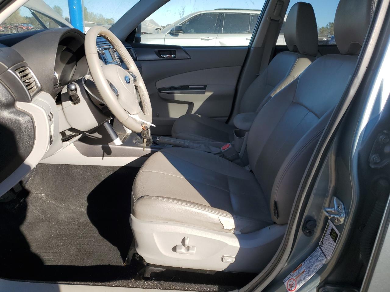 2011 Subaru Forester Limited VIN: JF2SHBECXBH771717 Lot: 82458705