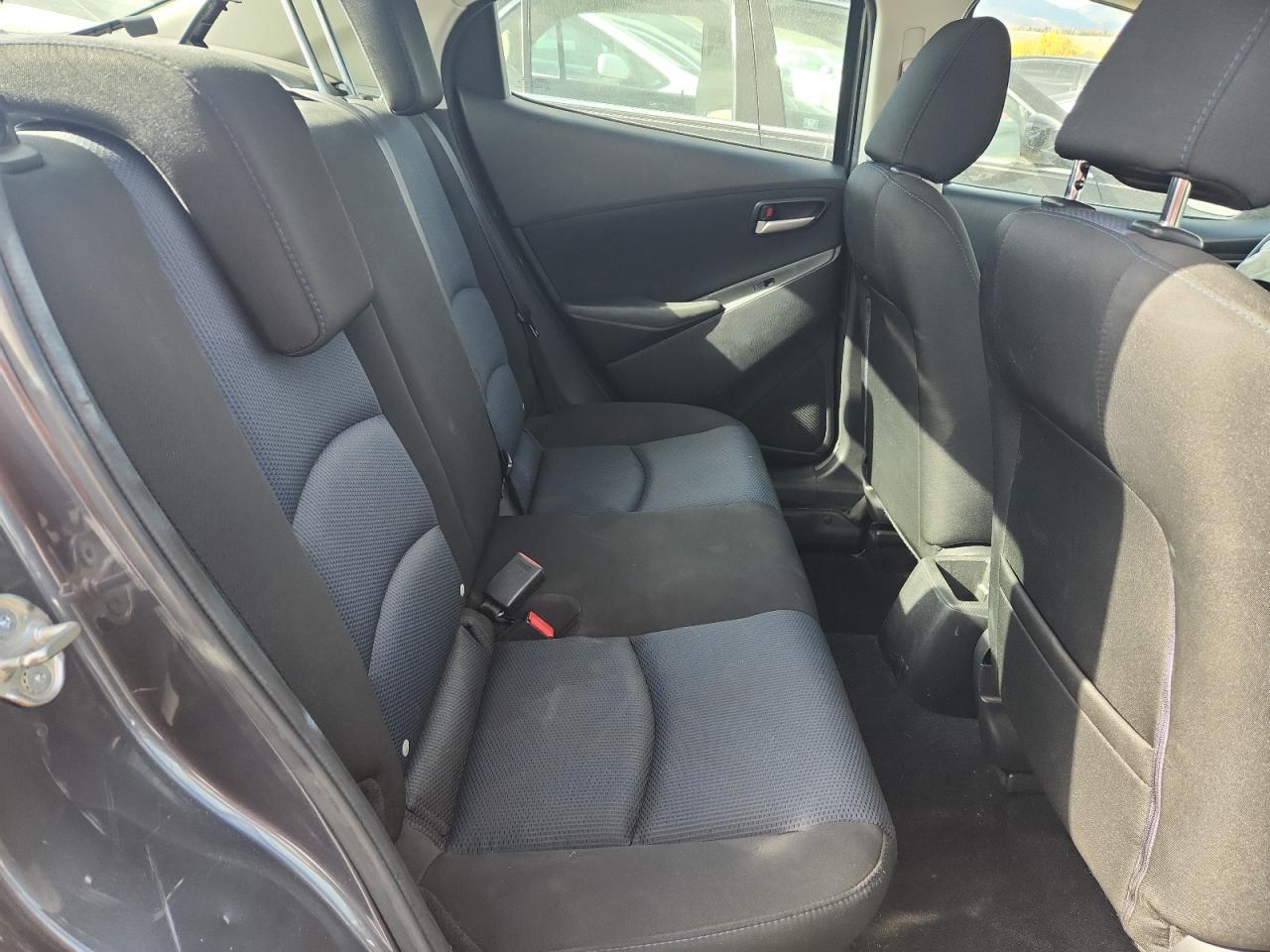 2019 Toyota Yaris L VIN: 3MYDLBYV7KY505421 Lot: 81595095