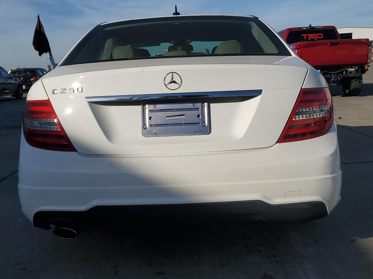 2013 Mercedes-Benz C 250 VIN: WDDGF4HB2DR270431 Lot: 90859425