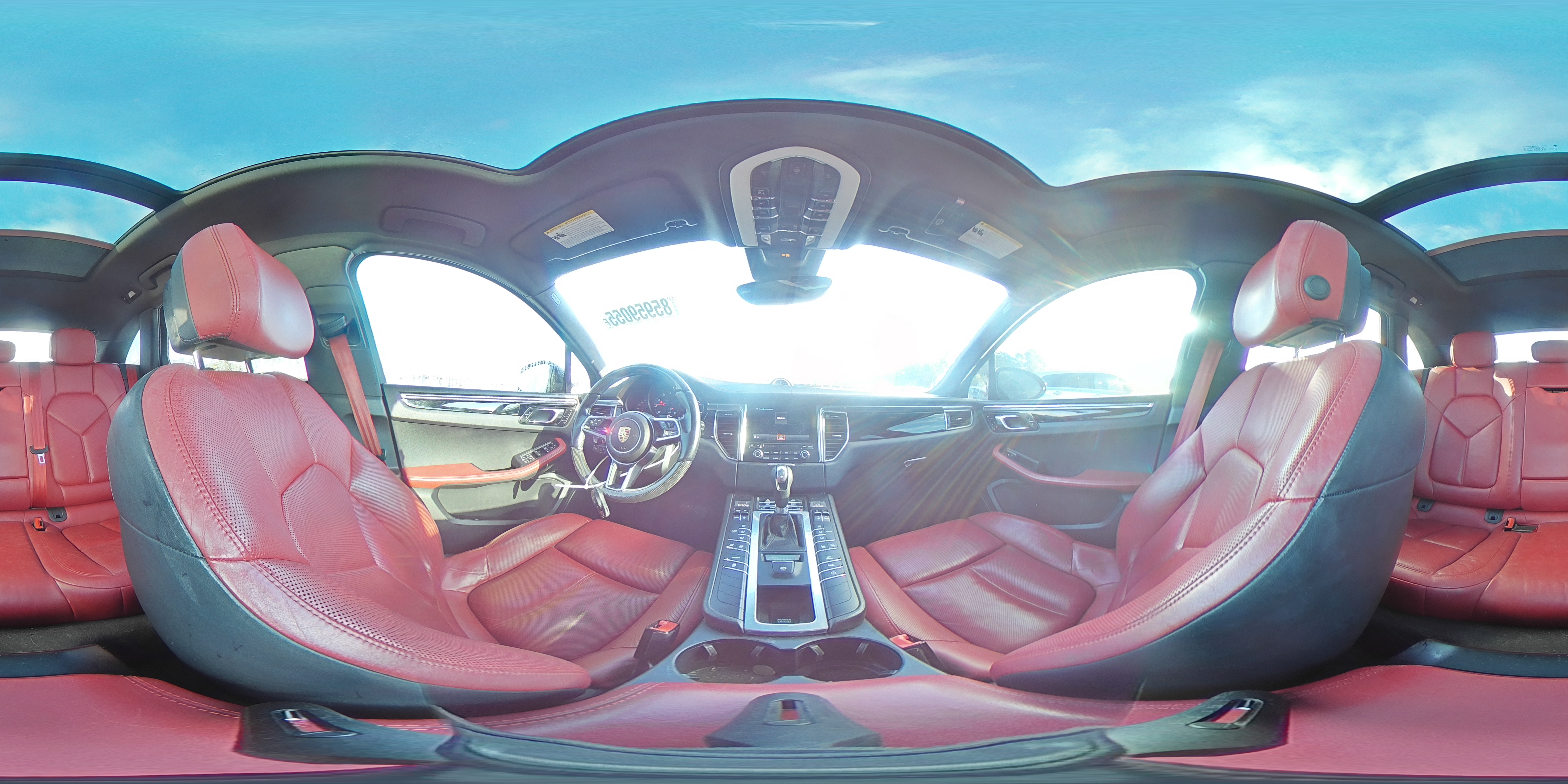 2017 Porsche Macan VIN: WP1AA2A57HLB02525 Lot: 85959055