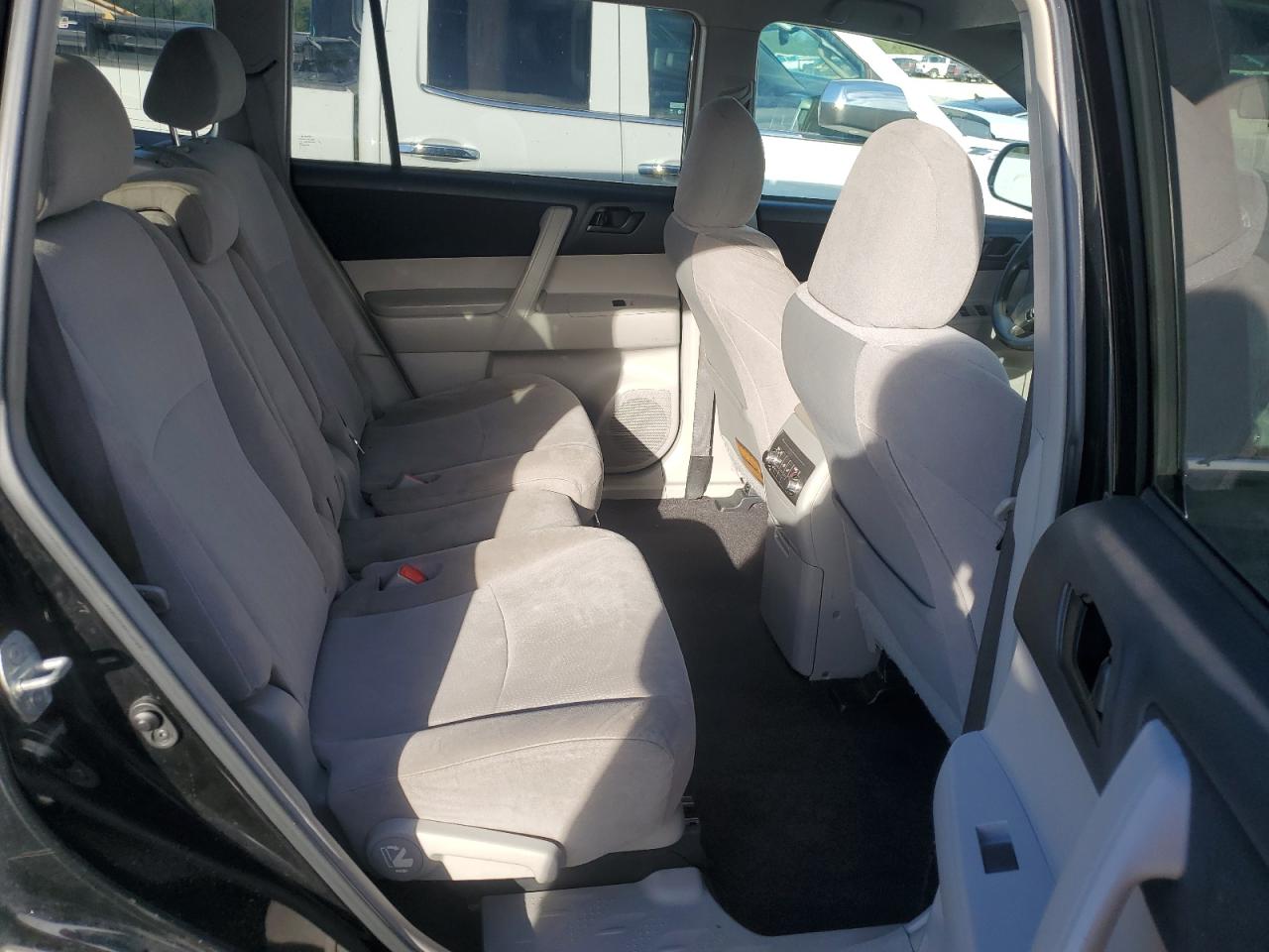 2013 Toyota Highlander Base VIN: 5TDZA3EH7DS036047 Lot: 86592375