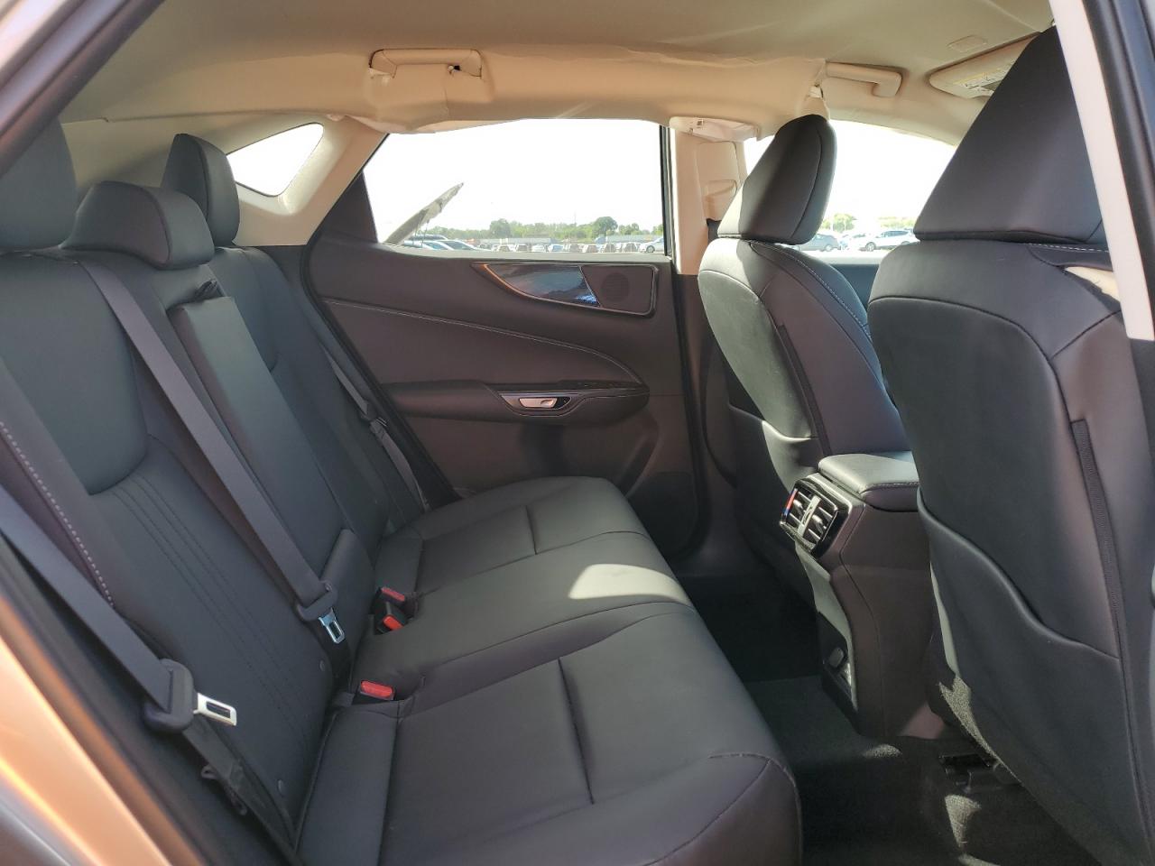 2025 Lexus Nx 250 Base VIN: 2T2ADCAZ2SC020133 Lot: 82772525