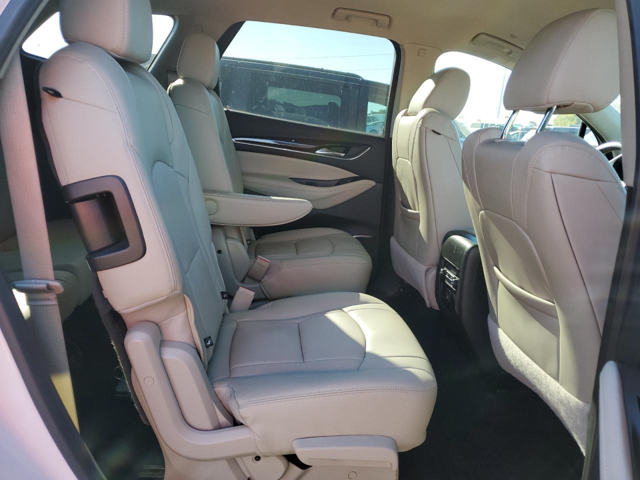 2020 Buick Enclave Essence VIN: 5GAERBKW4LJ128556 Lot: 82002385