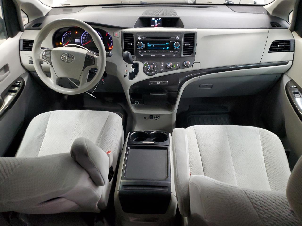 2011 Toyota Sienna Le VIN: 5TDKK3DC2BS054490 Lot: 82466925