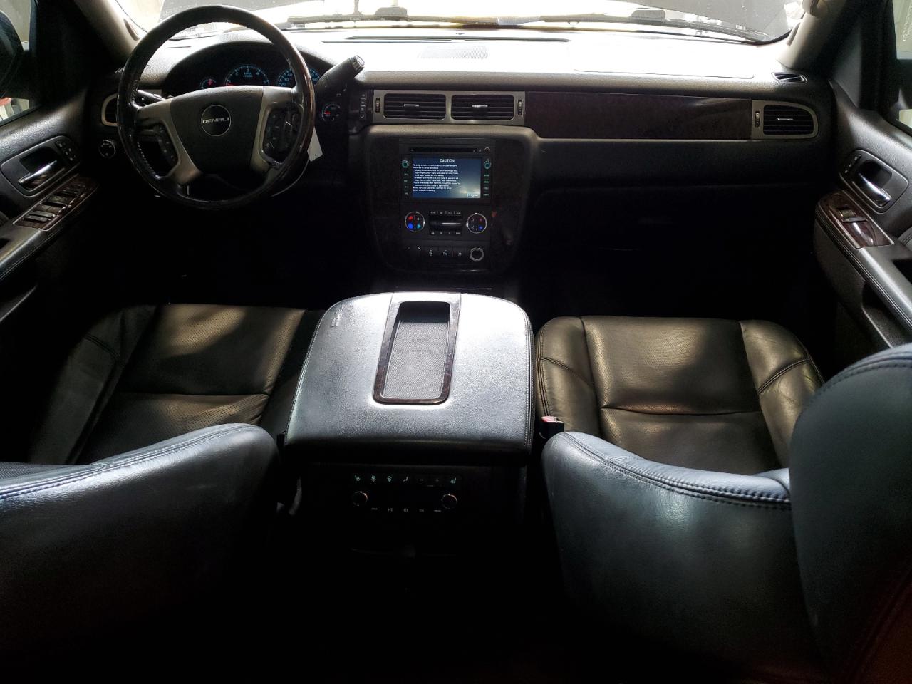 2011 GMC Yukon Denali VIN: 1GKS2EEF8BR181820 Lot: 90120185