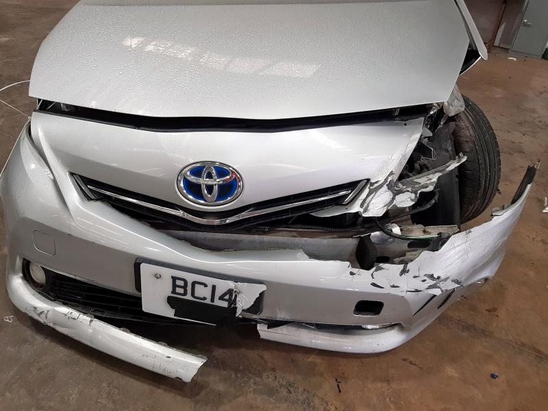2014 TOYOTA PRIUS HYBRID 