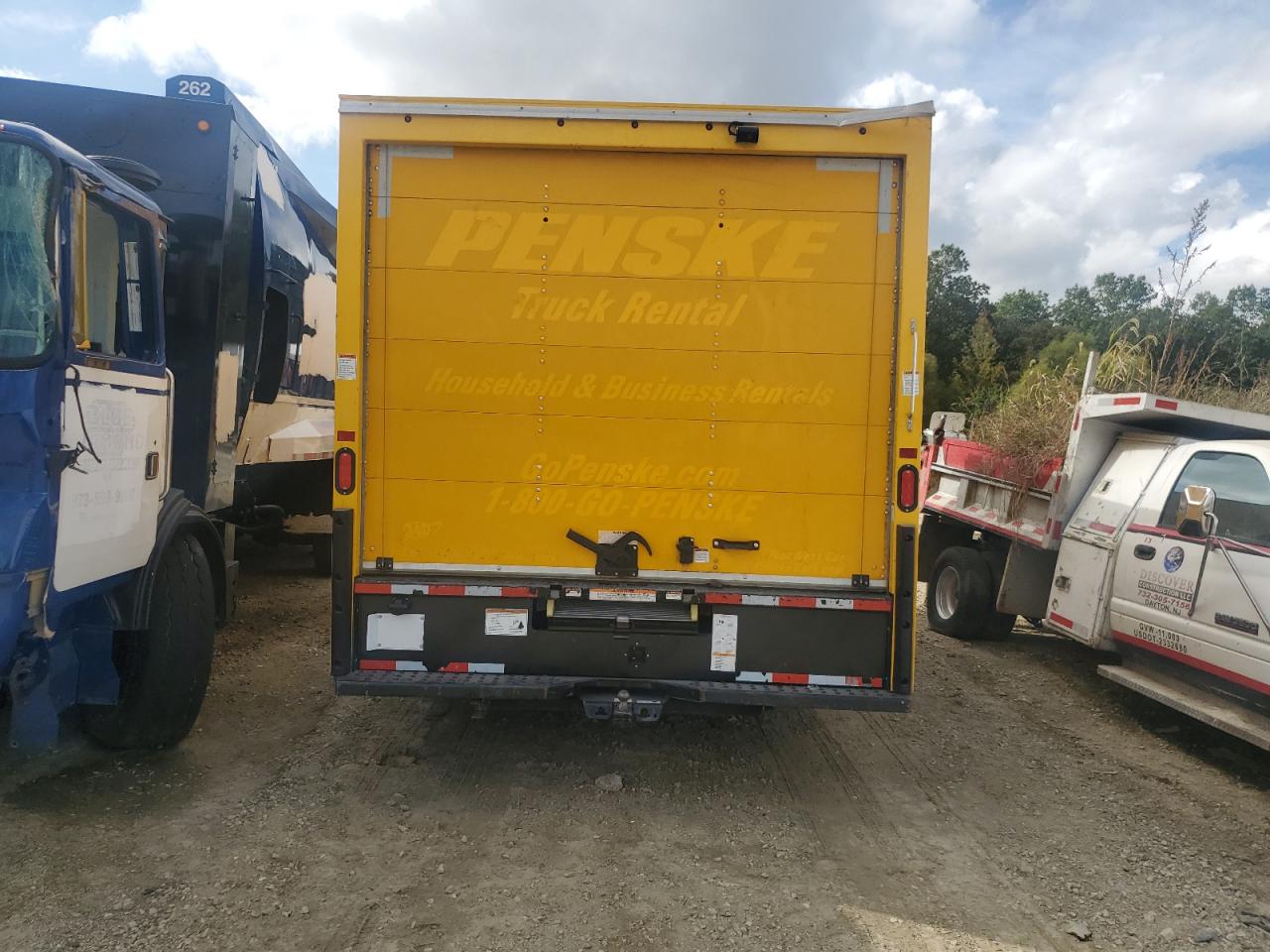 2022 Ford Econoline - Box Truck VIN: 1FDWE3FN4NDC15005 Lot: 85588535